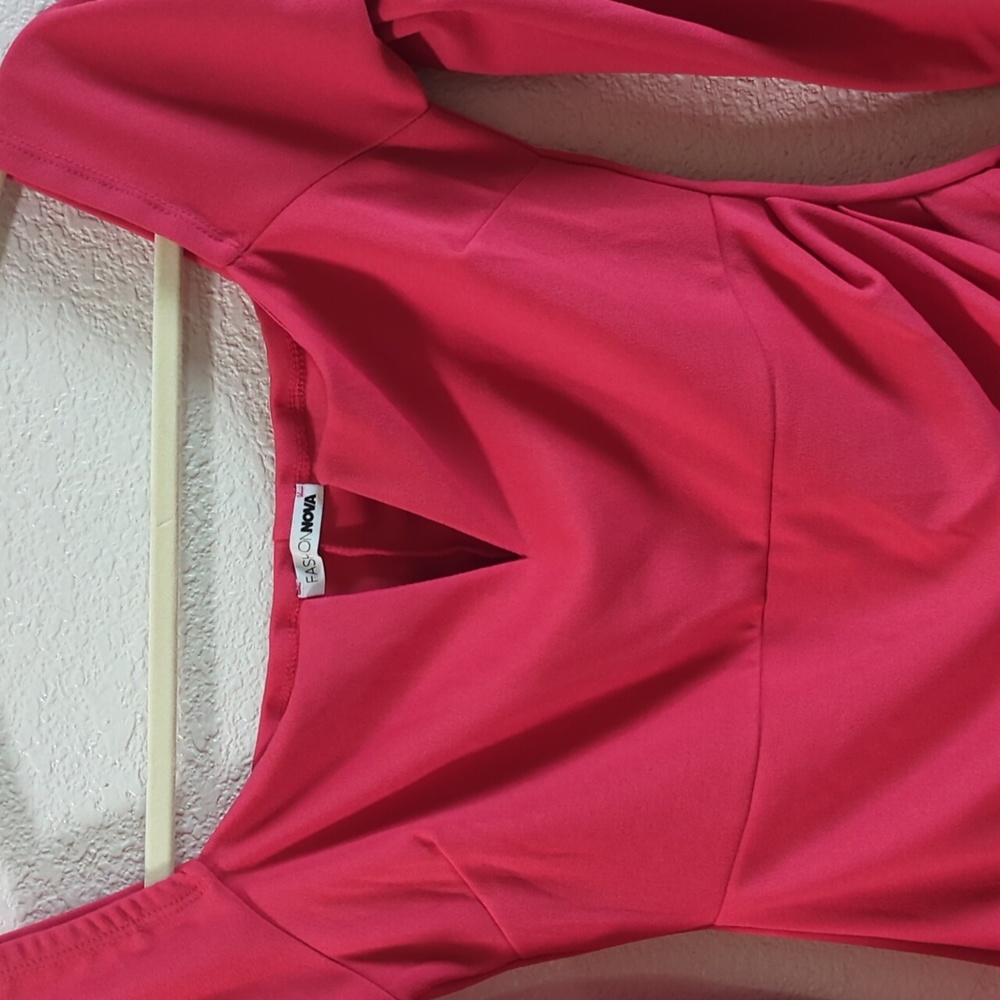 Dress - Picture 3 of 5